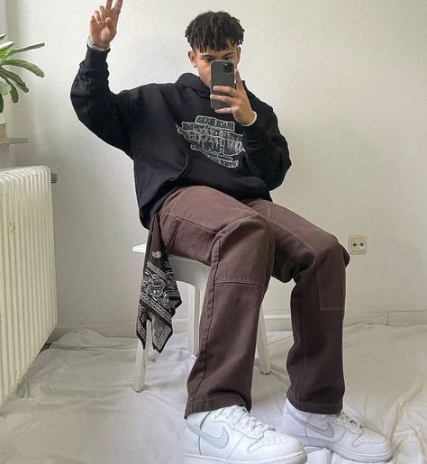 Carpenter Pants Outfit, Fits For Guys, Guys Fits, Streetwear Outfit Ideas, Streetwear Inspiration, Guy Fits, Pants Outfit Men, Trendy Boy Outfits, Streetwear Fits