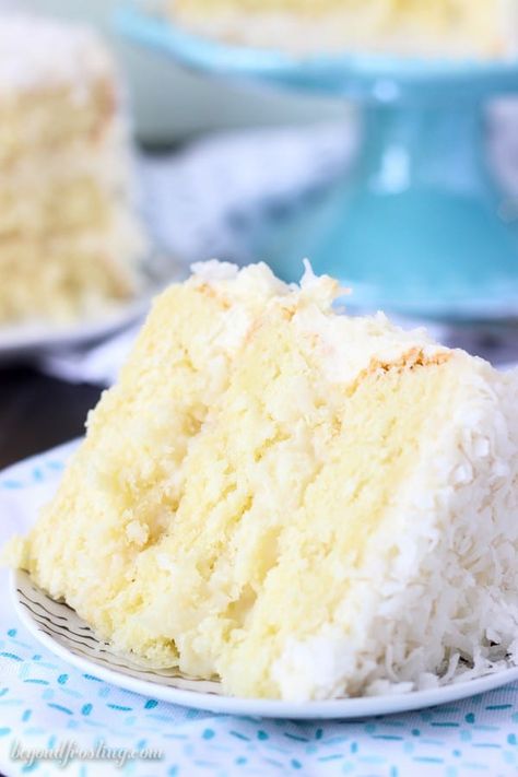 Lemon Coconut Cake Recipe Coconut Custard Cake, Custard Cake Filling, Coconut Cakes, Coconut Cream Cake, Lemon And Coconut Cake, Cake Coconut, Cake Filling Recipes, Coconut Cake Recipe, Coconut Frosting