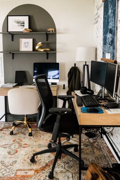 Small Home Office Two Desks Layout, Small Office Space Two Desks, Small Office With 2 Desks, Shared Home Office Ideas Small Spaces, Home Office For Two People Layout, Small Office For Two, Home Office Two Desks Layout, Home Office For 2 People, Office Space For Two People