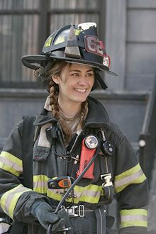 Diane Farr - Rescue Me Firewoman Female Firefighter, Woman Firefighter, Women Firefighters, Diane Farr, Me Season, Graduation Shoot, Girl Firefighter, Nypd Blue, Firefighter Humor