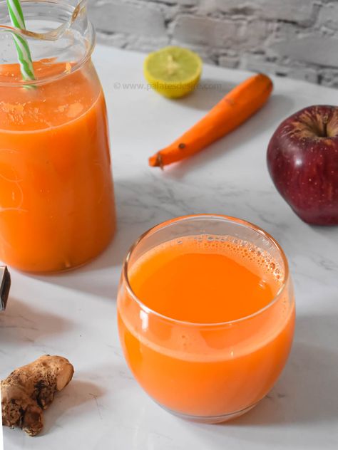 Carrot Apple Pineapple Juice {with video} - Palate's Desire Pineapple Apple Juice, Carrot Pineapple Juice, Apple Juice Recipe, Carrot Juice Recipe, Pineapple Juice Recipes, Pineapple Detox, Nutrient Dense Smoothie, Apple Drinks, Fresh Drinks