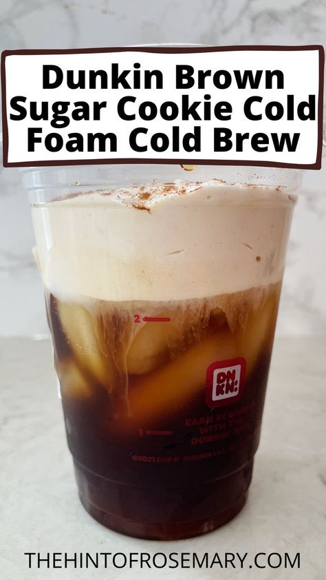 Dunkin brown sugar cookie cold foam cold brew is made of a sweetened cold brew coffee, and then topped with a sweet vanilla cold foam and cinnamon mixture. My homemade brown sugar cookie cold foam cold brew is made of lightly sweetened cold brew coffee, then topped with a homemade organic cold foam and cinnamon. Brown Sugar Coffee Syrup, Sweet Vanilla Cold Foam, Cinnamon Cold Foam, Sugar Cookie Syrup, Cold Foam Cold Brew, Vanilla Cold Foam, Cold Foam Recipe, Warm Drinks Recipes, Cold Brew Coffee Recipe