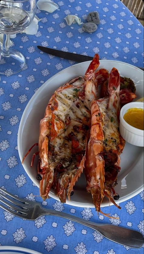 Lobster Aesthetic, Lobster Dinner, Crab And Lobster, Lobster Recipes, Red Lobster, Food Diary, Pretty Cakes, Food Obsession, Pretty Food