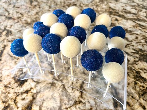 Silver Cake Pops, Glitter Cake Pops, Greek Night, Blue Cake Pops, Cake Pop Designs, Winter Birthday Parties, 10 Birthday, Silver Cake