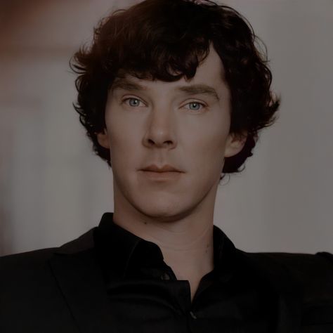 Sherlock Pfp, Doctor Strange Benedict Cumberbatch, Sherlock Holmes 3, Sherlock Holmes Benedict, Sherlock Series, Sherlock Cumberbatch, Sherlock Holmes Benedict Cumberbatch, Sherlock And John, Benedict Sherlock