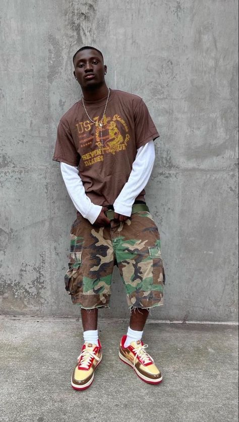 Camo Shorts Men Outfit, Camo Shorts Outfit, Camo Jorts, Cargo Shorts Outfit, Men's Street Fashion, Leather Shorts Outfit, Mens Shorts Outfits, Drip Outfit Men, Black Men Street Fashion