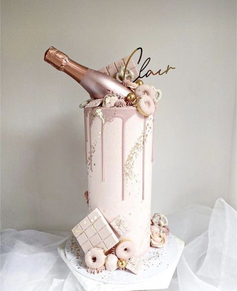 Champagne Cake Design, Champagne Cake, Amazing Cakes, Frosting, Champagne, Cake, Quick Saves, Design