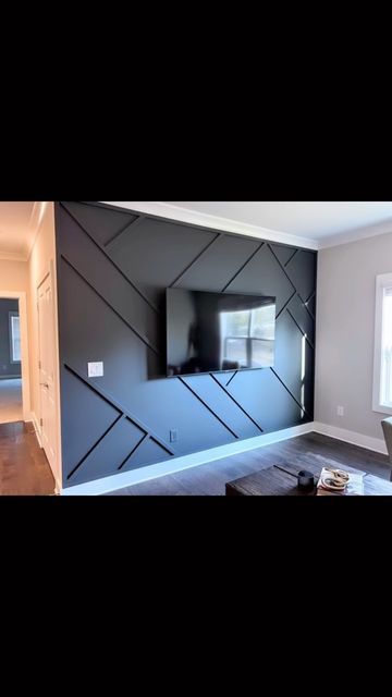 Accent Tv Wall, Wall Mount Tv Ideas, Mount Tv, Tv Ideas, Room Accent Wall, Diy Accent Wall, Accent Walls In Living Room, Trim Work, Movie Room