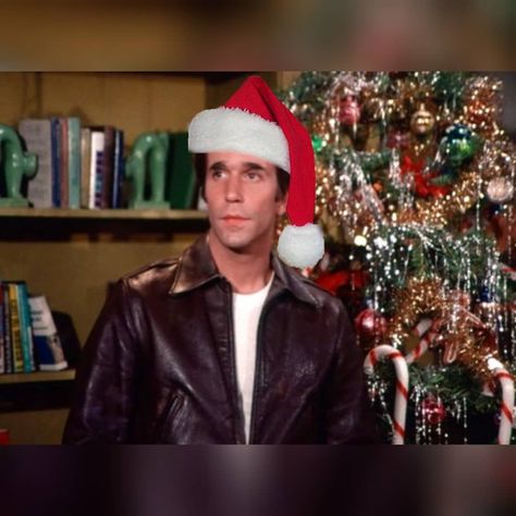 HAVE A COOL CHRISTMAS! 👍 #thefonz #fonzie #fonzarelli #arthurfonzarelli #arthurherbertfonzarelli #happydays #henrywinkler #milwaukee… Happy Days Tv Show, Fonzie Happy Days, Henry Winkler, The Fonz, Laverne & Shirley, American Christmas, Cool Christmas, Tv Land, Old Shows