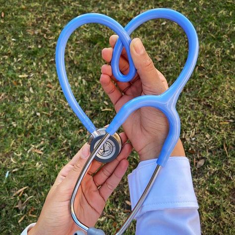 3M Littmann Stethoscopes on Instagram: “We’d love to hear from you 💙 How do you like 3M Littmann stethoscopes? Your input helps our team make improvements. Leave a review at the…” Littman Stethoscope Aesthetic, Sthetoscope Aesthetic, Littmann Stethoscope Nursing, Littmann Stethoscope Aesthetic, Stethoscope Wallpaper, Stethoscope Aesthetic, Littman Stethoscope, Blue Stethoscope, Nursing Wallpaper