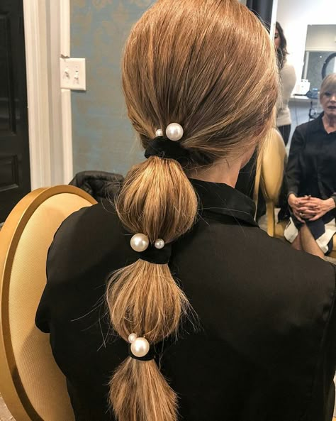 Ponytail With Pearls, Full Black Outfit, Hair Cuff, Dior Runway, Rock Hairstyles, Rave Hair, Bubble Ponytail, Hair Cuffs, Wedding Makeup Looks