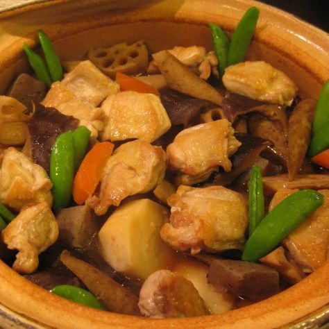 Classic Chicken and Root Vegetable Stew – TOIRO Clay Pot Cooking Recipes, Root Vegetable Stew, Pork Meatball, Hot Pot Recipe, Japanese Chicken, Asian Inspired Dishes, Food Equipment, Lotus Root, Root Vegetable