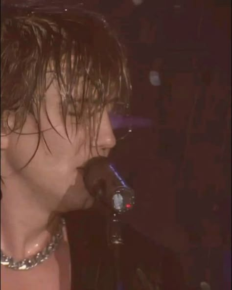 Music Station 🎶 on Instagram: "When the rain makes it more emotional🌧️♥️ - Goo Goo Dolls performing “Iris” Live In Buffalo, ( 4th of July, 2004) • • • • • #googoodolls #4thofjuly #00s #90s #iris #oasis #nirvana  #rockmusic #live #johnrzeznik #guitar #vocalist #popart #robbytakac #blackballon #bass #rockandroll #80s #s" Iris By The Goo Goo Dolls Tattoo, Nirvana Blue Aesthetic, Iris Goo Goo Dolls Tattoo Song Lyrics, Goo Goo Dolls Iris Video, Iris Goo Goo Dolls Album Cover, Iris The Goo Goo Dolls, Goo Goo Dolls Iris, Iris Goo Goo Dolls, Goo Goo Dolls