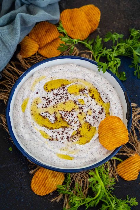 Sumac Labneh is a Middle Eastern dip made using thick yogurt and ground sumac. It is super healthy and comes together in 5 minutes of active working time. Sweet Potato Hummus Recipe, Sumac Recipes, Classic Hummus Recipe, Potato Hummus, Labneh Recipe, Classic Hummus, Greek Dip, Sweet Potato Hummus, Thick Yogurt