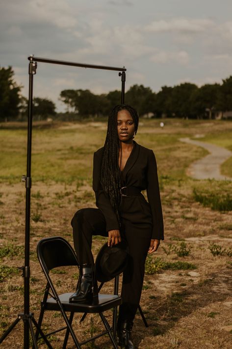 Outdoor Shoot With Backdrop, Field Photoshoot, Nature Photoshoot, Outdoor Shoot, Branding Photoshoot, Inspirational Women, Aesthetic Clothes, Fashion Illustration, Fashion Brand