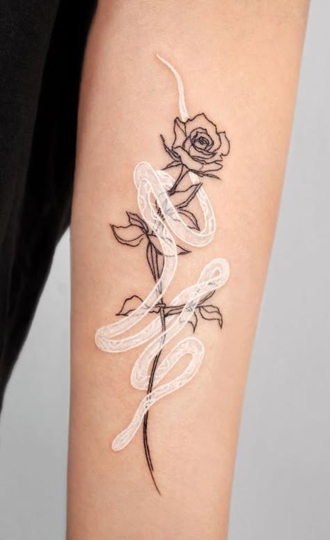 Rose And Snake Tattoo Rose Wolf Tattoo, Tswift Tattoos, White Snake Tattoo, Snake And Rose Tattoo, Rose Tattoo Meaning, Rose Tattoo Thigh, White Rose Tattoos, Serpent Tattoo, Tatoo Inspiration