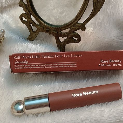 Rare Beauty Lip Oil Honesty, Rare Beauty Lip Tint, Rare Beauty Lip Oil Serenity, Brown Lip Tint, Rare Beauty Lip Oil, Lips Combo, Rare Beauty Lip, Rare Beauty Soft Pinch, Makeup 2024