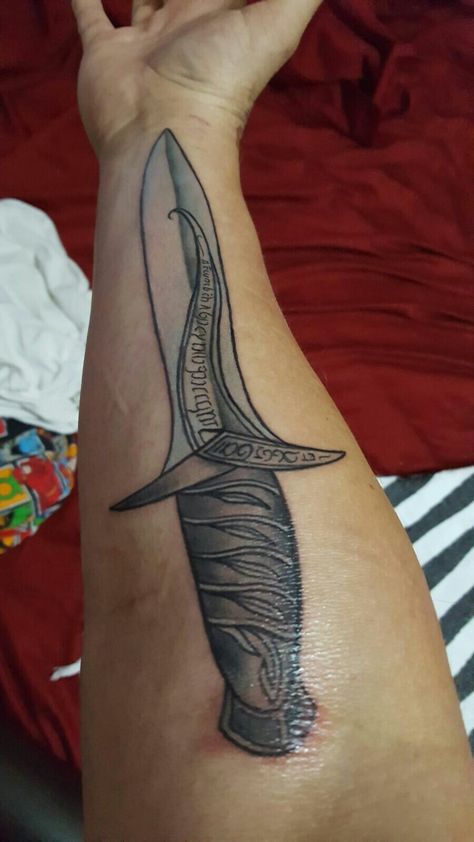 Sting Tattoo Lotr, Lotr Sting Tattoo, Lotr Sting, Sting Tattoo, Lotr Nails, Hobbit Tattoo, Tatting, Tattoo Ideas, Tattoos