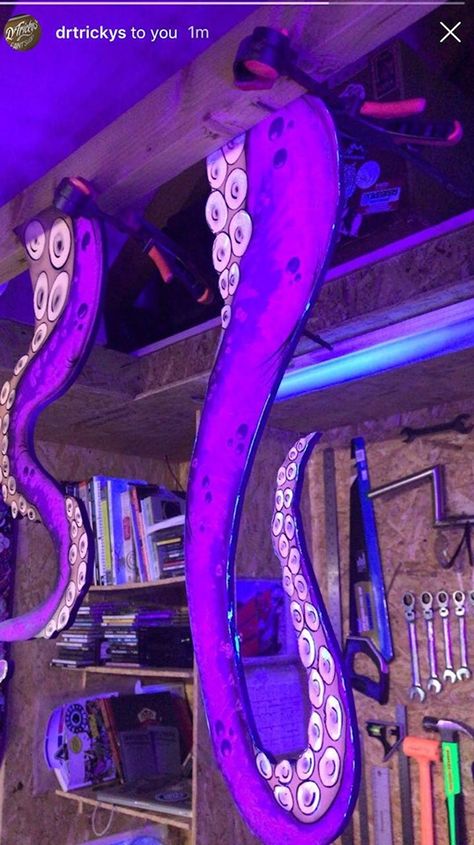 Kraken Sculpture, Undersea Halloween, Underwater Party Decorations, Pirate Halloween Party, Evil Mermaids, Underwater Party, Firefly Art, Mermaid Halloween, Halloween House Party