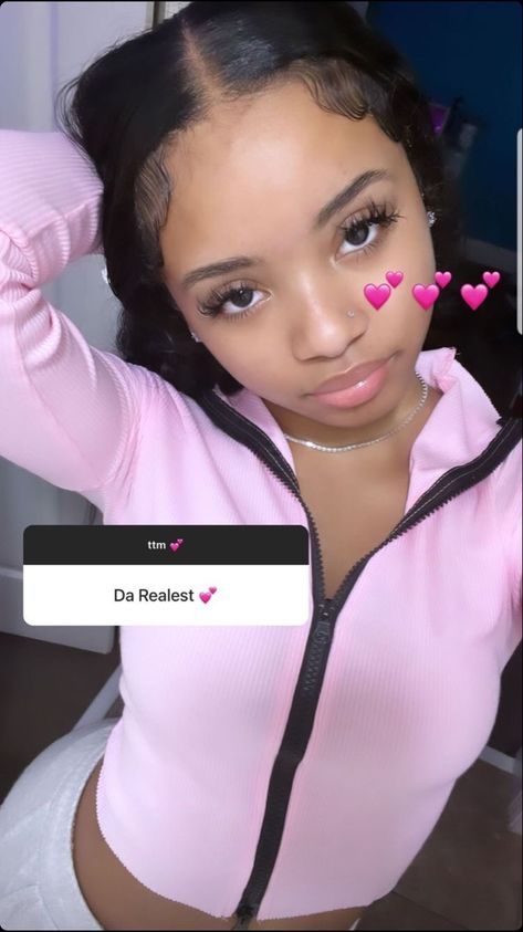 Maya Love, Paris Instagram Pictures, Natural Curls Hairstyles, Aesthetic Fits, Cute Swag Outfits, Baddie Outfits Casual, Light Skin, Cute Simple Outfits, Cute Selfie Ideas