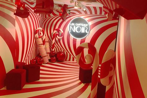 Christmas 2019: Coca-Cola, Boots, Lego, Tiffany and more host brand activations Christmas Activation Ideas, Christmas Brand Activation, Christmas Pop Up, Christmas Activation, Holiday Branding, Christmas Installation, Primark Christmas, Photowall Ideas, Apple Christmas