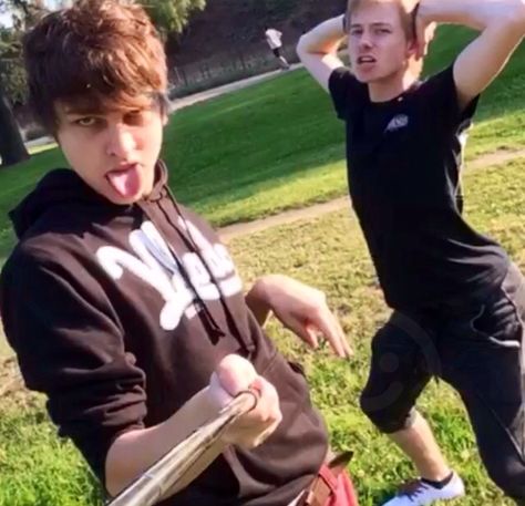 Sam and Colby Sam And Colby Vines, Funny Sam And Colby Pics, Sam And Colby Wallpaper Laptop, Sam And Colby Cute, Sam And Colby Memes, Sam And Colby Fanfiction, Love Sam, Fangirl Problems, Colby Brock