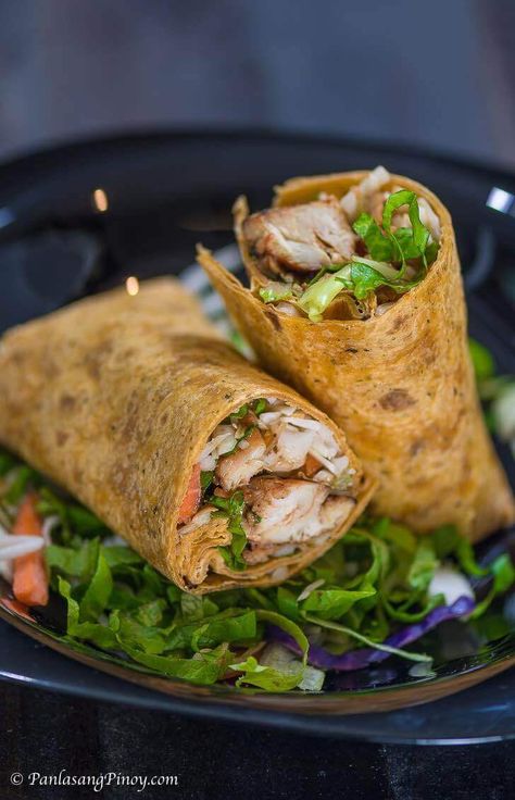 Bbq Wrap, Bbq Chicken Wraps, Wraps Recipes Healthy, Spinach Tortilla, Healthy Egg Breakfast, Chicken Wrap Recipes, Chicken Bbq, Wrap Recipe, Bbq Chicken Recipes