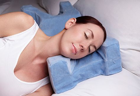 Did you know those creases in your face from sleeping on your pillow every night can become permanent wrinkles? Keep your face looking young and wrinkle-free while enjoying a comfortable sleep with the Face Wrinkle Preventing Pillow. Designed by a board-certified plastic surgeon, this unique pillow minimizes sleep wrinkles by promoting back sleeping and compression-free side sleeping... Face Wrinkle, Diy Wrinkles, Sleep Posture, Beauty Counter, Anti Wrinkle Treatments, Anti Aging Secrets, Face Wrinkles, Makeup Tricks, Sharper Image