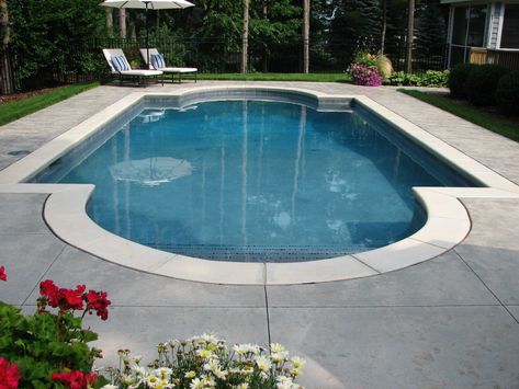 Patio Options, Pool Concrete, Oberirdischer Pool, Roman Pool, Inground Pool Designs, Inground Pool Landscaping, Pool Decking, Living Pool, Pool Diy