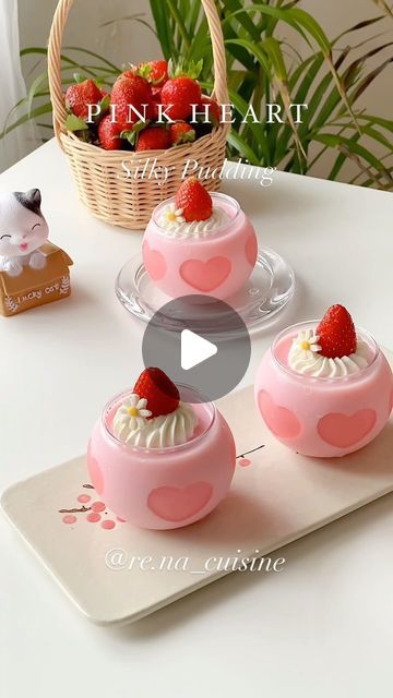 Pretty Pudding, Silky Pudding, Strawberry Things, Strawberry Pudding, Custard Pudding, Heart Cookie, Pudding Mold, Pudding Desserts, Sweet Snacks Recipes