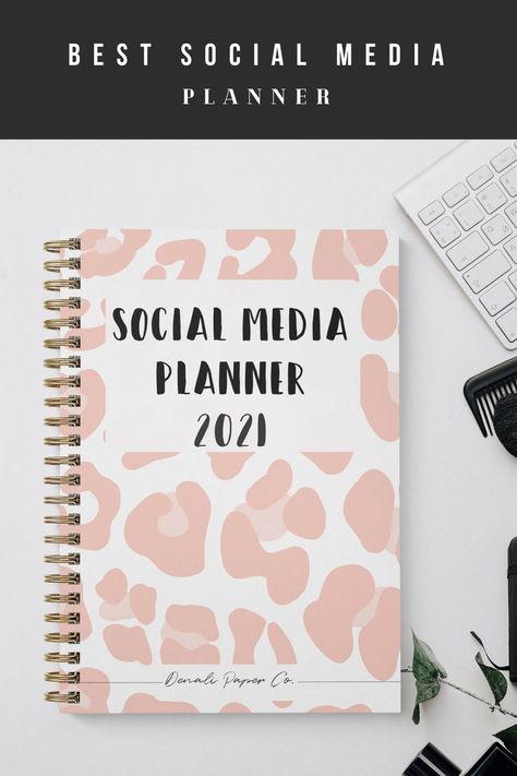 There is nothing like having physical social media planners or instagram planners to strategize your brand takeover! I have always been someone who needs to write down tasks and physically cross them off once completed. It just feels so good! #instagramplanner #pinterestplanner #socialmediaplanner #twitterplanner #socialmediacalendar #instagramtips Influencer Planner, How To Be More Organized, Instagram Planner, Small Business Plan, Media Planner, Social Media Planner, Blog Planner, Plan Planner, Digital Strategy