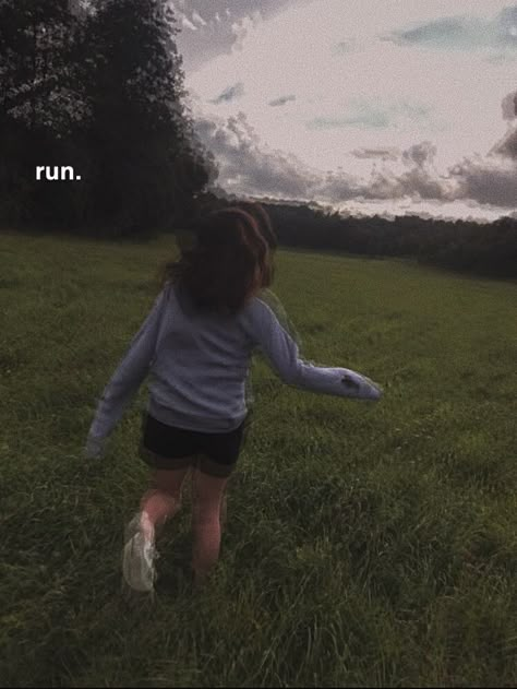 Dark Edit, Watch The World Burn, Adventure Aesthetic, People Running, Teen Life, Aesthetic Dark, Girl Running, Teenage Dream