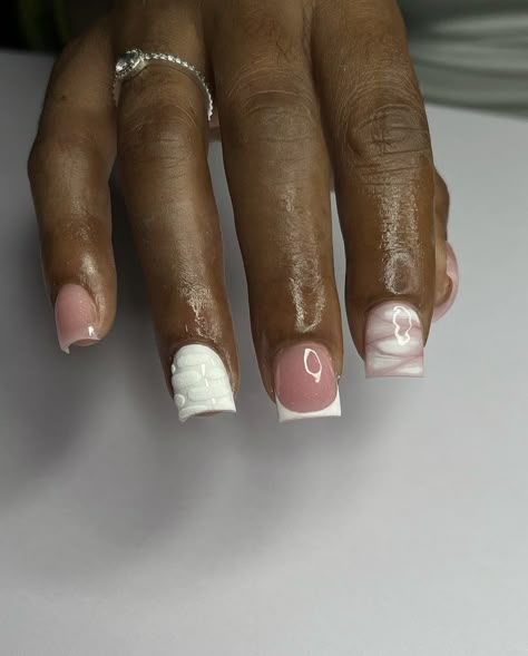 Valentines Nails Overlay, Easter Acrylic Nails Short, Short Nail Design Black Women, Extra Short Nails Design, Extra Birthday Nails Short, Short Length Acrylic Nails, Shorter Acrylic Nails, Extra Small Nails, Short Nail Designs Black Women