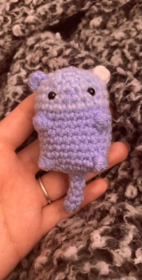 Otter Crochet, Mini Backpack Keychain, Backpack Keychain, Crochet Plushie, Backpack Keychains, Aesthetic Pastel, Richmond Va, Pastel Wallpaper, 8 Bit