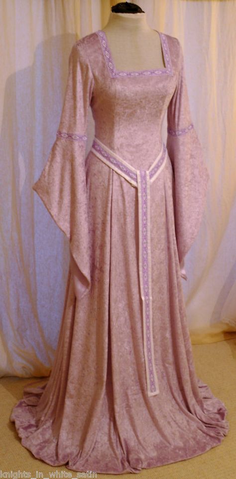 celtic medieval dresses | Medieval handfasting Celtic dress Elven Renaissance hobbit CUSTOM made Celtic Medieval, Medieval Dresses, Celtic Dress, Elven Dress, Medieval Gown, Medieval Clothes, Fest Outfits, Fantasy Dresses, Medieval Costume