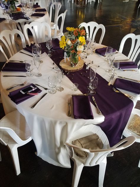 Ivory table linens with eggplant napkins and runners! Eggplant Table Setting Wedding, Plum And Ivory Wedding, Purple Runner Wedding Table, Round Wedding Table Linen Ideas, Purple Table Runner Wedding, Purple Table Settings Wedding, Wedding Table Settings Purple, Wedding Tablescapes Round, Purple Table Runner