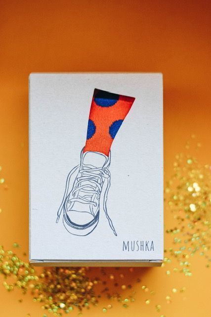 Sock Packing Ideas, Packing Socks Packaging Design, Sock Box Packaging, Sock Packaging Ideas, How To Pack Socks As A Gift, Socks Packaging Ideas, Packing Socks, Kids Package Design, Socks Design Ideas