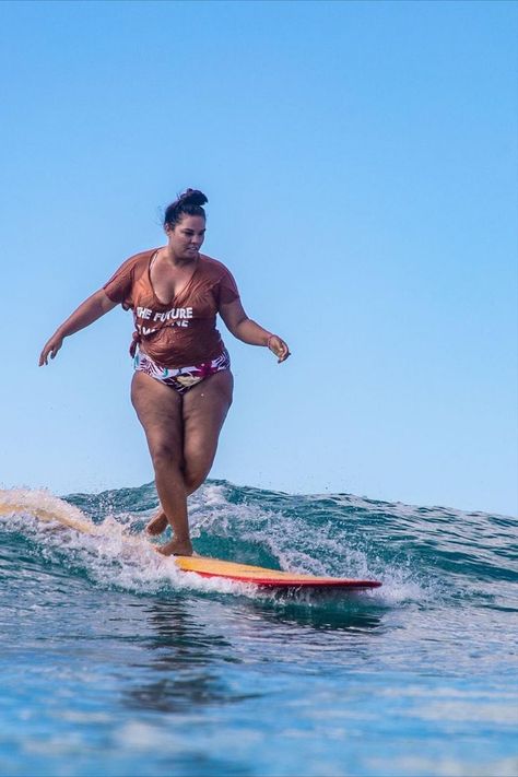 "I struggle to find time for a solid session a few times a month. Doesn’t make me any less of a surfer, doesn’t make me any less of a water woman, but it does make for a grumpier mama 😝 " ⁣ maliaka Leopaa⁣⁣ by ⁣📸 : Tommy Pierucki Surfer Girl Aesthetic, Water Woman, Surfing Aesthetic, Girl Surfer, Female Surfers, Soul Surfer, Real Bodies, Summer Surf, Loving Life