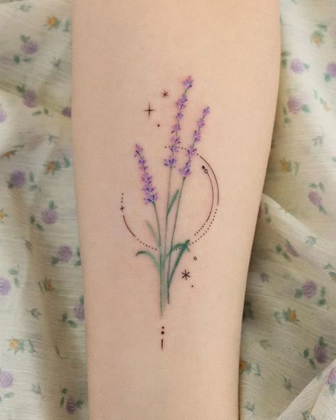 Trend Tattoos, Lilac Tattoo, Purple Tattoos, Lavender Tattoo, Free Tattoo Designs, Elements Tattoo, Small Pretty Tattoos, Geometric Elements, Cute Tattoos For Women