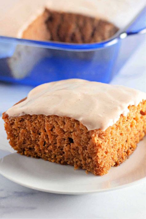 Wacky crazy cake is a dairy free cake recipe with no milk, no egg, no butter but tons of flavor. This one is pumpkin, perfect for the Fall. Wacky Cake Recipe, Dairy Free Cake Recipe, Dessert For Fall, Wacky Cake, Crazy Cake, Dairy Free Pumpkin, Dairy Free Cake, Flourless Cake, Fall Desserts Easy