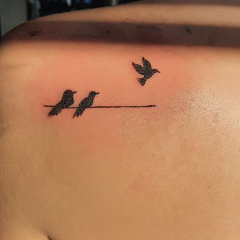 Mom And Daughter Bird Tattoos, Three Little Birds Tattoo Bob Marley, 3 Little Birds Tattoo Bob Marley, Bird Memorial Tattoo, 3 Little Birds Tattoo, Little Birds Tattoo, Songbird Tattoo, Tattoo Birds, Little Bird Tattoos