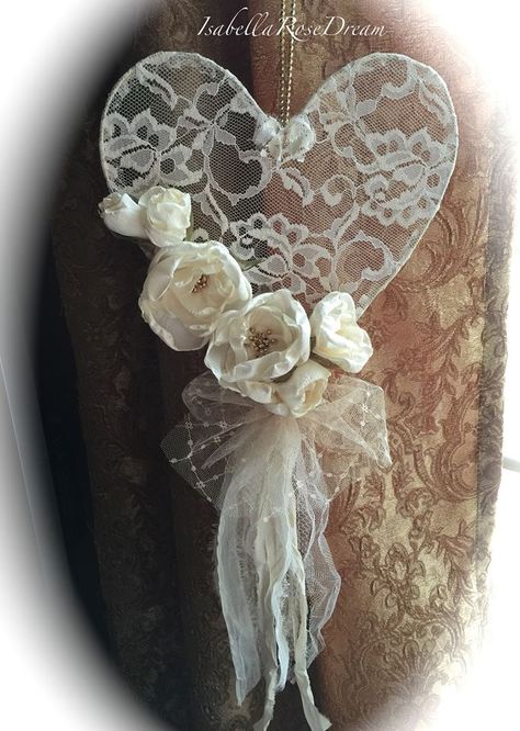 Vintage Lace Crafts, Shabby Chic Ideas, Wedding Hearts, Lace Hearts, Shabby Chic Hearts, Shabby Chic Wreath, Heart Diy, Lace Crafts, Fabric Hearts