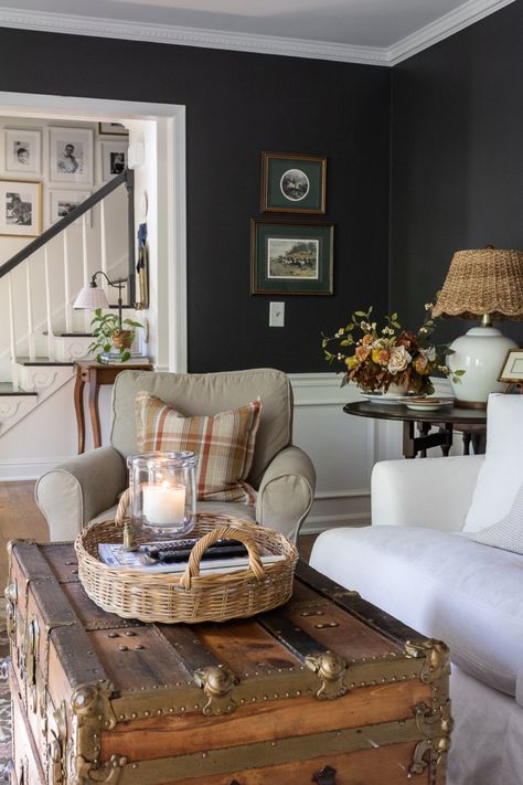 Traditional Farmhouse Decor Living Room, Living Room Inspo Family, Round Corner Table Decor Living Room, Styling Round Side Table, Family Room Design Cozy Fireplace, Antique Family Room, Grandpa Chic Living Room, Formal Family Room Ideas, Classic Cottage Living Room