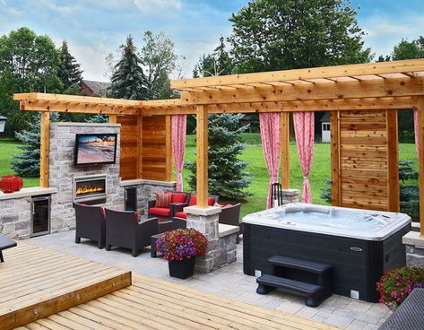 2018_buds_blog_15hottubs_5 Hot Tub Bar, Hot Tub Privacy, Hot Tub Pergola, Sunken Hot Tub, Backyard Spa, Hot Tub Landscaping, Hot Tub Designs, Hot Tub Patio, Outdoor Hot Tub