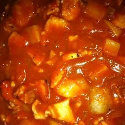 Catfish Stew South Carolina, Catfish Stew Recipe South Carolina, Catfish Stew Southern, Catfish Soup Recipes, Fish Coubion, Southern Catfish Stew Recipe, South Carolina Recipes, Catfish Stew Recipe, Roadhouse Recipes