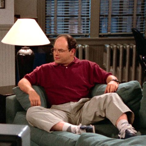 #seinfeld #kramer #jerryseinfeld #elainbenes #elaine #georgecostanza #90s #sitcom #seinfeldicon #icon George Costanza Outfits, Kramer Outfits, Seinfeld Fashion, Seinfeld Outfits, Seinfeld Kramer, Jason Alexander, Thrift Fits, Cold Pictures, Norm Core