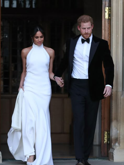 High Neck Halter Wedding Dress, Estilo Meghan Markle, Royal Gowns, Meghan Markle Wedding, Halter Wedding, Second Wedding Dresses, Best Gowns, Halter Wedding Dress, High Neck Wedding Dress