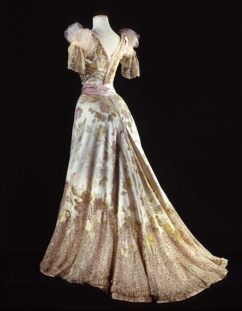 House Of Worth, Edwardian Dress, 20th Century Fashion, History Fashion, Victorian Clothing, Antique Dress, Vintage Gowns, Old Fashion, Edwardian Fashion