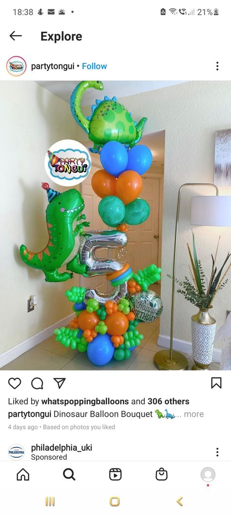 Dinosaur Balloon Bouquet, Hunter Birthday, Balloon Tower, Dinosaur Balloons, Balloon Ideas, Dino Party, Dinosaur Birthday Party, Balloon Bouquet, Dinosaur Birthday