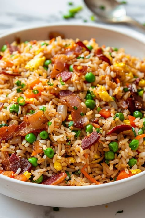 Easy Bacon Fried Rice - Insanely Good Fried Rice Sides, Breakfast Ideas Rice, Savory Rice Recipes, Food With Rice, Fried Rice Dinner, Bacon Fried Rice, Bacon Rice, Best Fried Rice Recipe, Packed Food